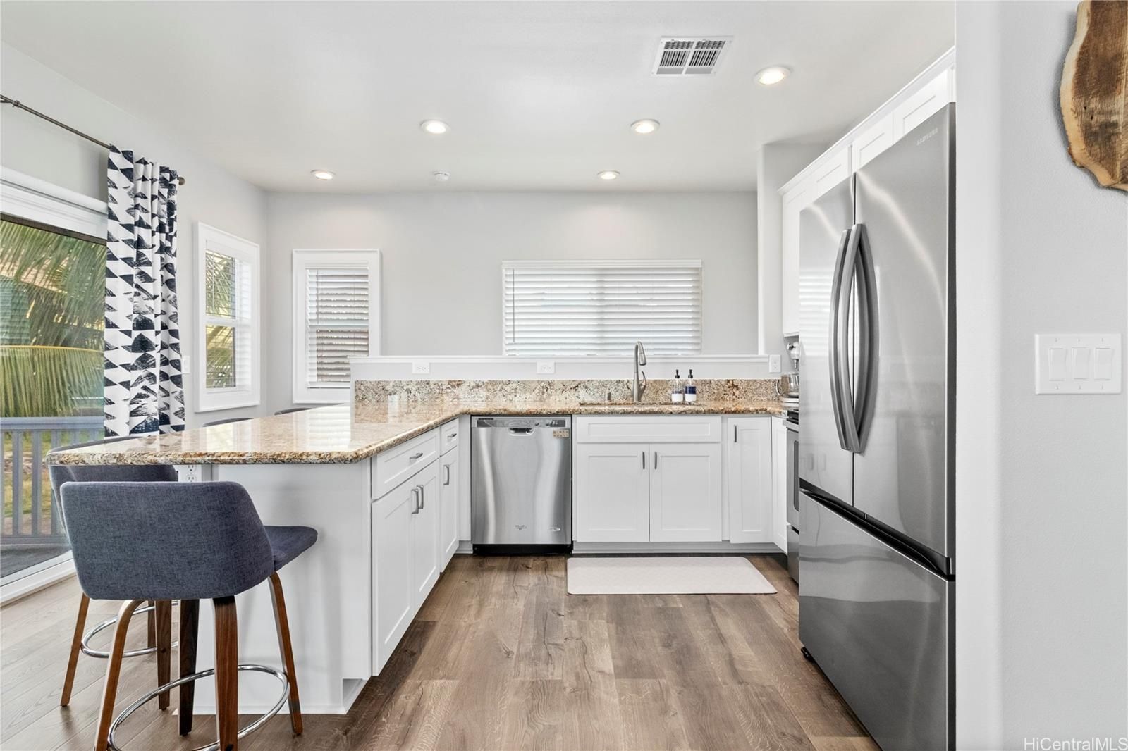 87-1720 Farrington Hwy #8, Waianae, HI, 96792 in MAILI