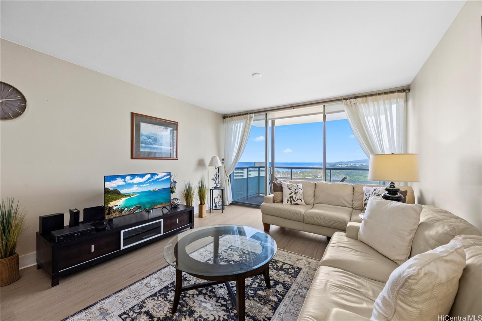The Watermark Unit 1802 in WAIKIKI