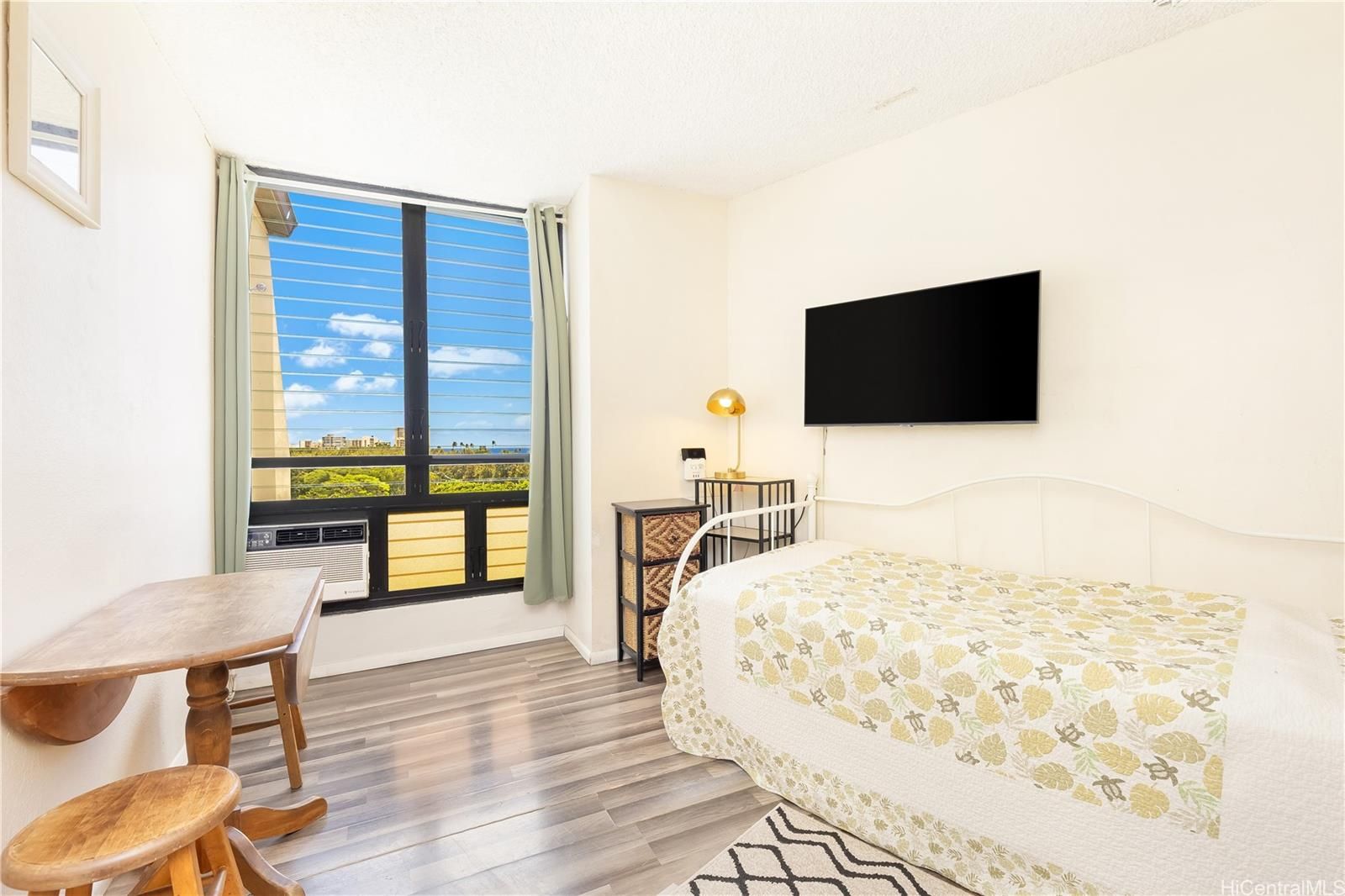 Waikiki Grand Hotel Unit 907 in WAIKIKI