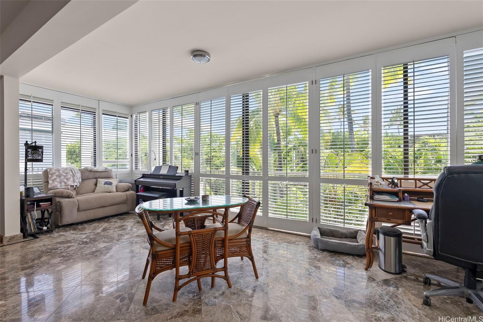 Kahala Beach Unit 422 in WAIALAE G/C