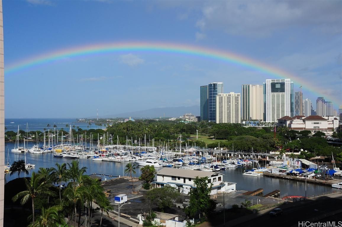 Big Surf Unit 1105 in WAIKIKI