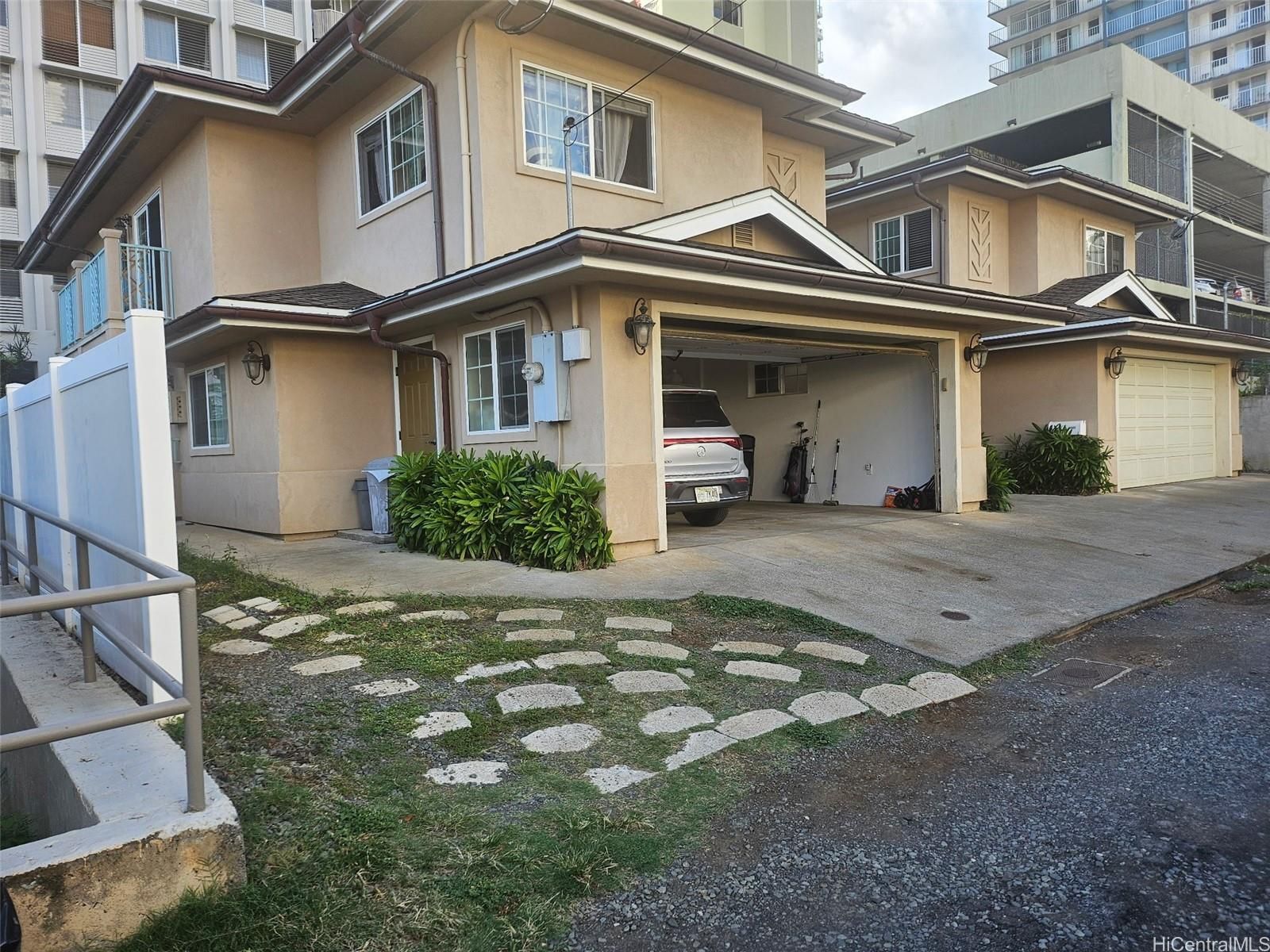 1550 Davenport Pl , Honolulu, HI, 96822 in MAKIKI AREA