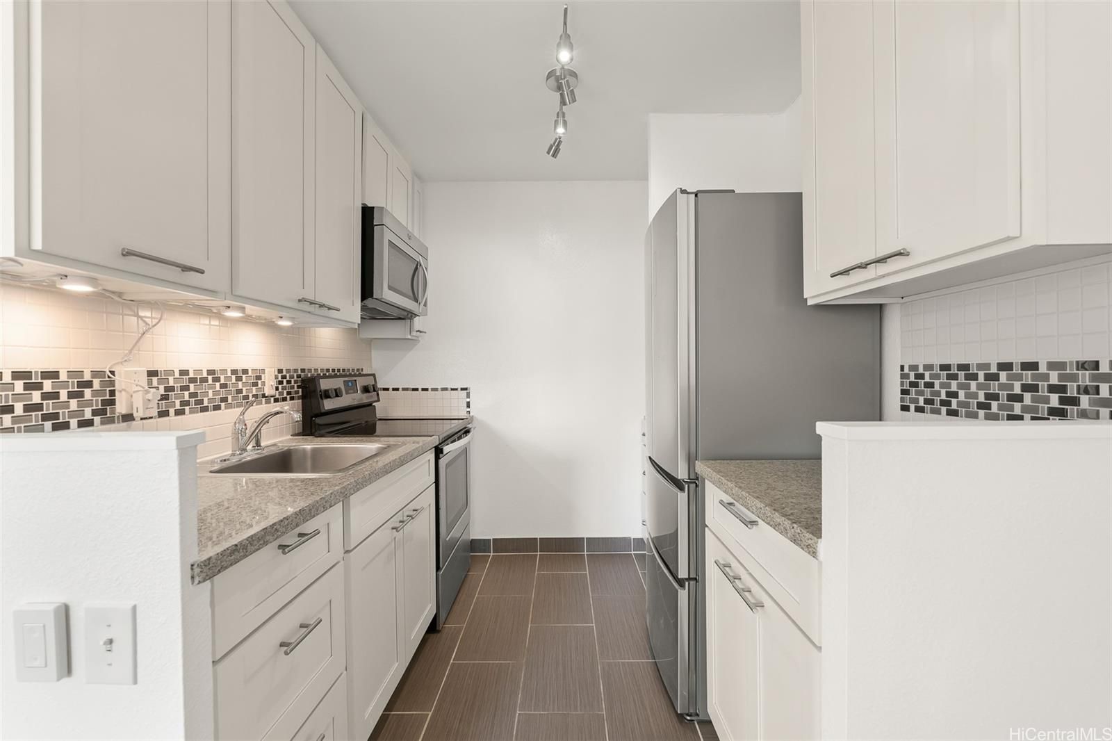 La Casa Unit 906 in WAIKIKI