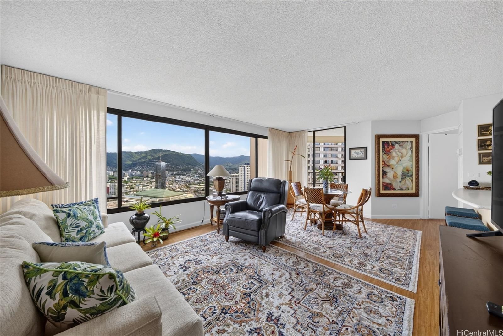 Discovery Bay Unit 3906 in WAIKIKI