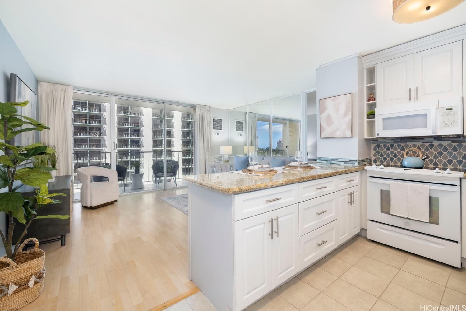 Pavilion at Waikiki Unit 903 in WAIKIKI