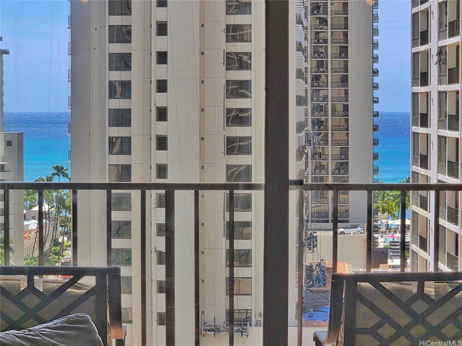 Waikiki Banyan Unit 1510-T2 in WAIKIKI
