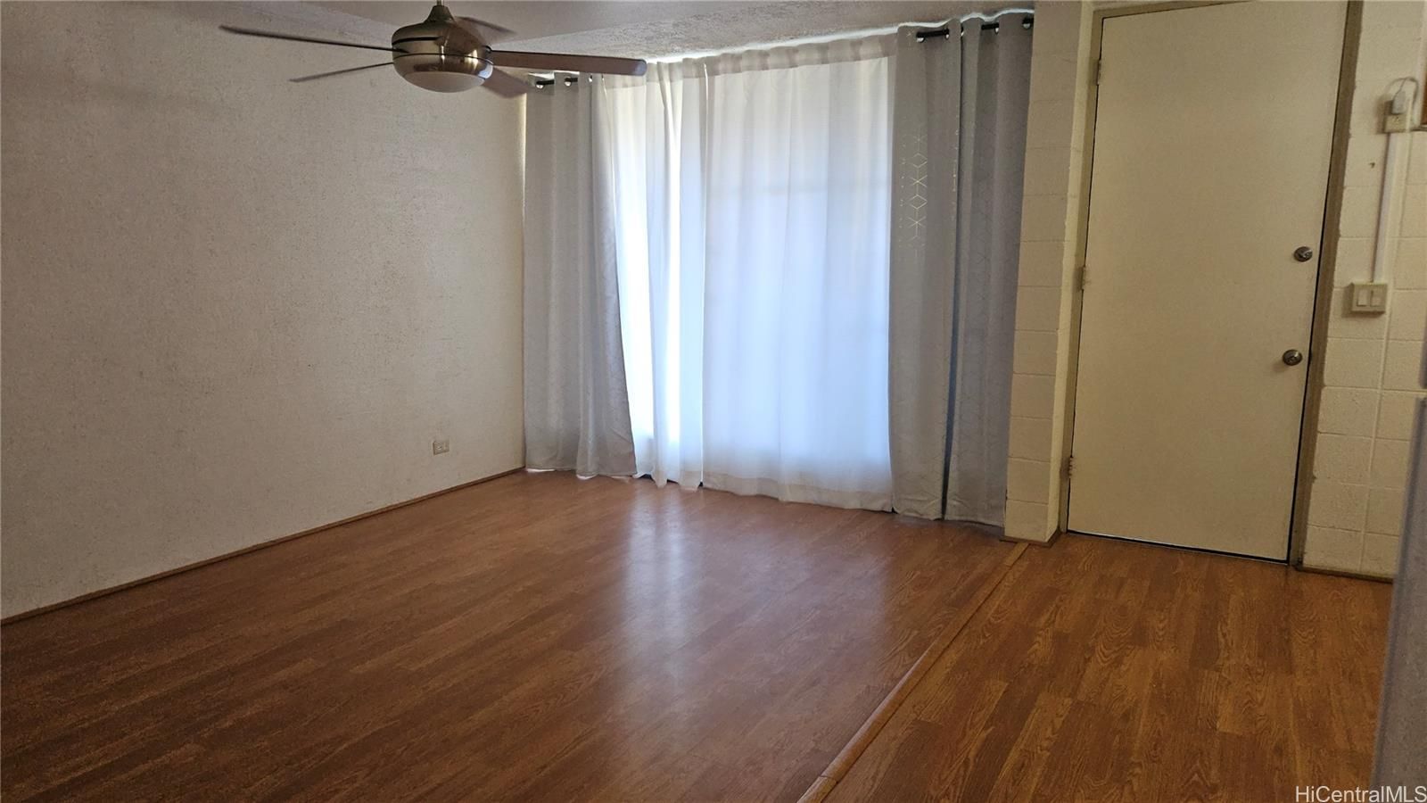 Waipio Gardens Unit 12C in WAIPIO ACRES/WAIKALANI WOODLANDS