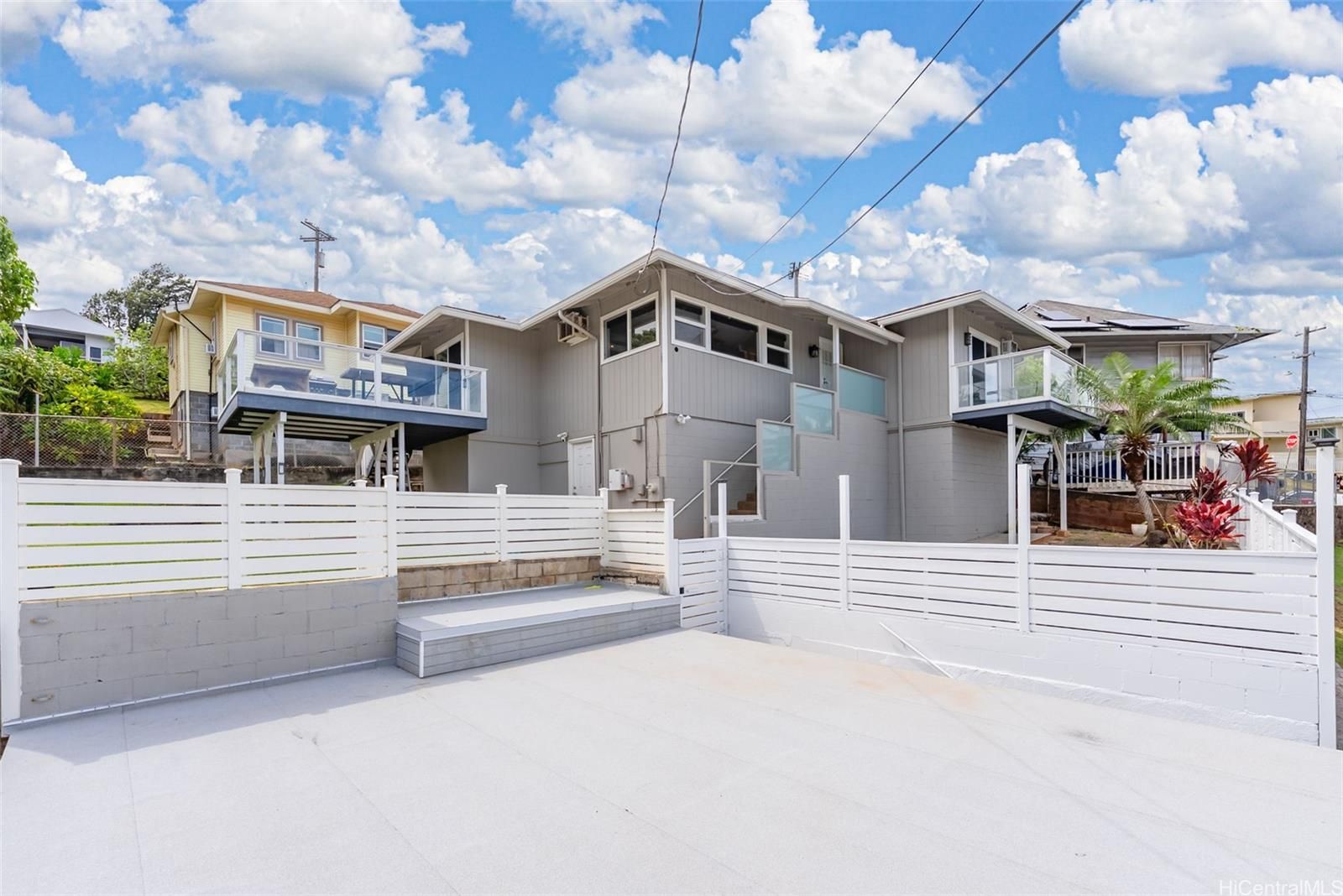 2118 Makanani Dr , Honolulu, HI, 96817 in KAMEHAMEHA HEIGHTS
