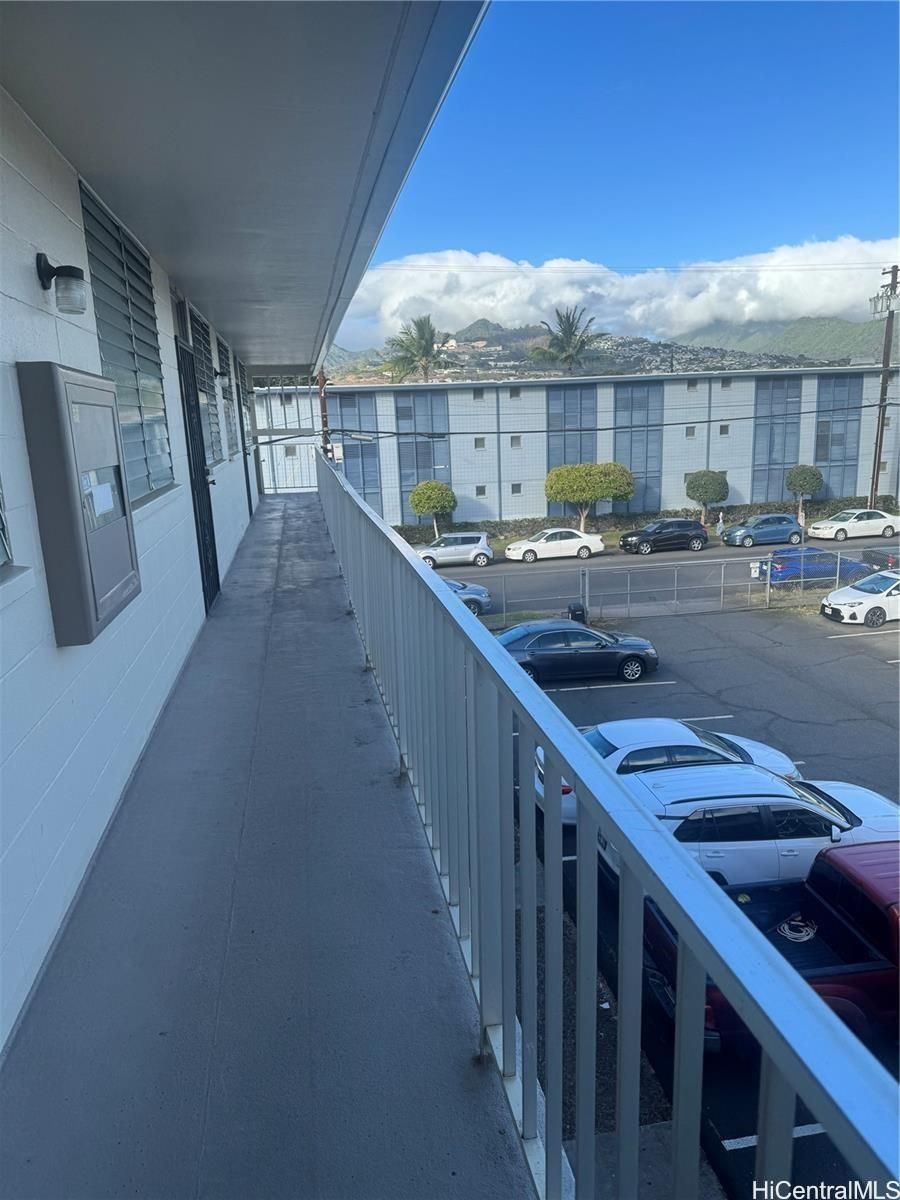 Kapalama Uka Unit 319 in KALIHI AREA
