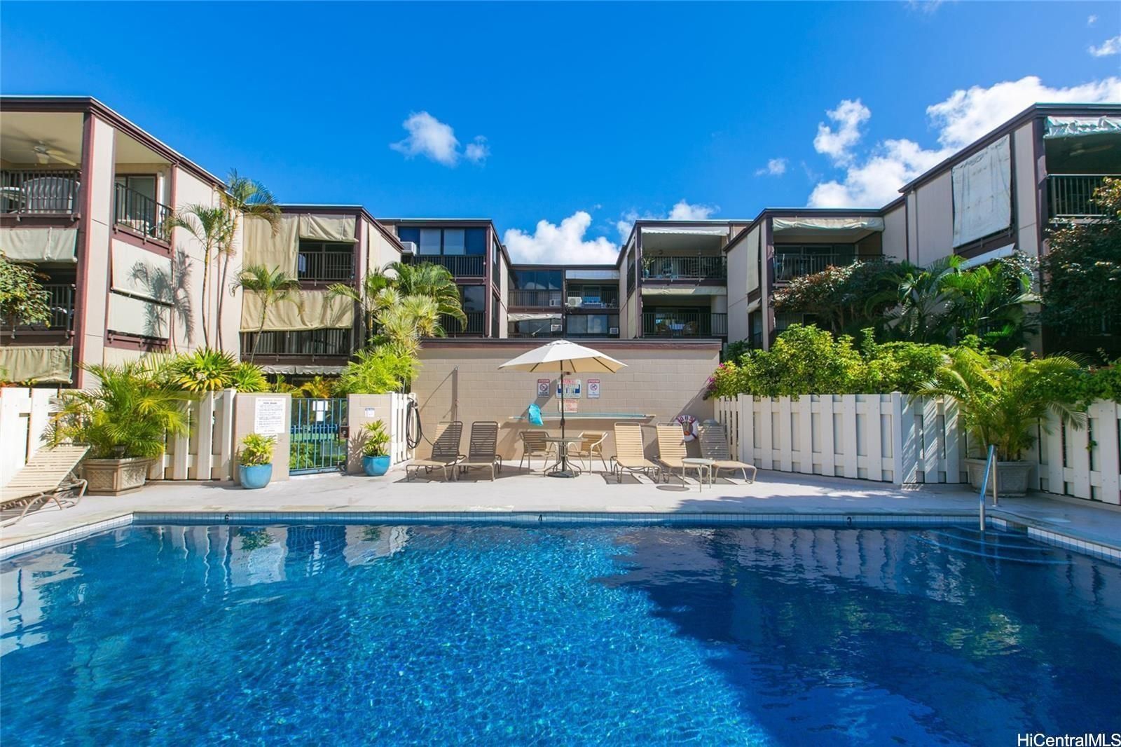 Diamond Head Sands Unit 206 in DIAMOND HEAD