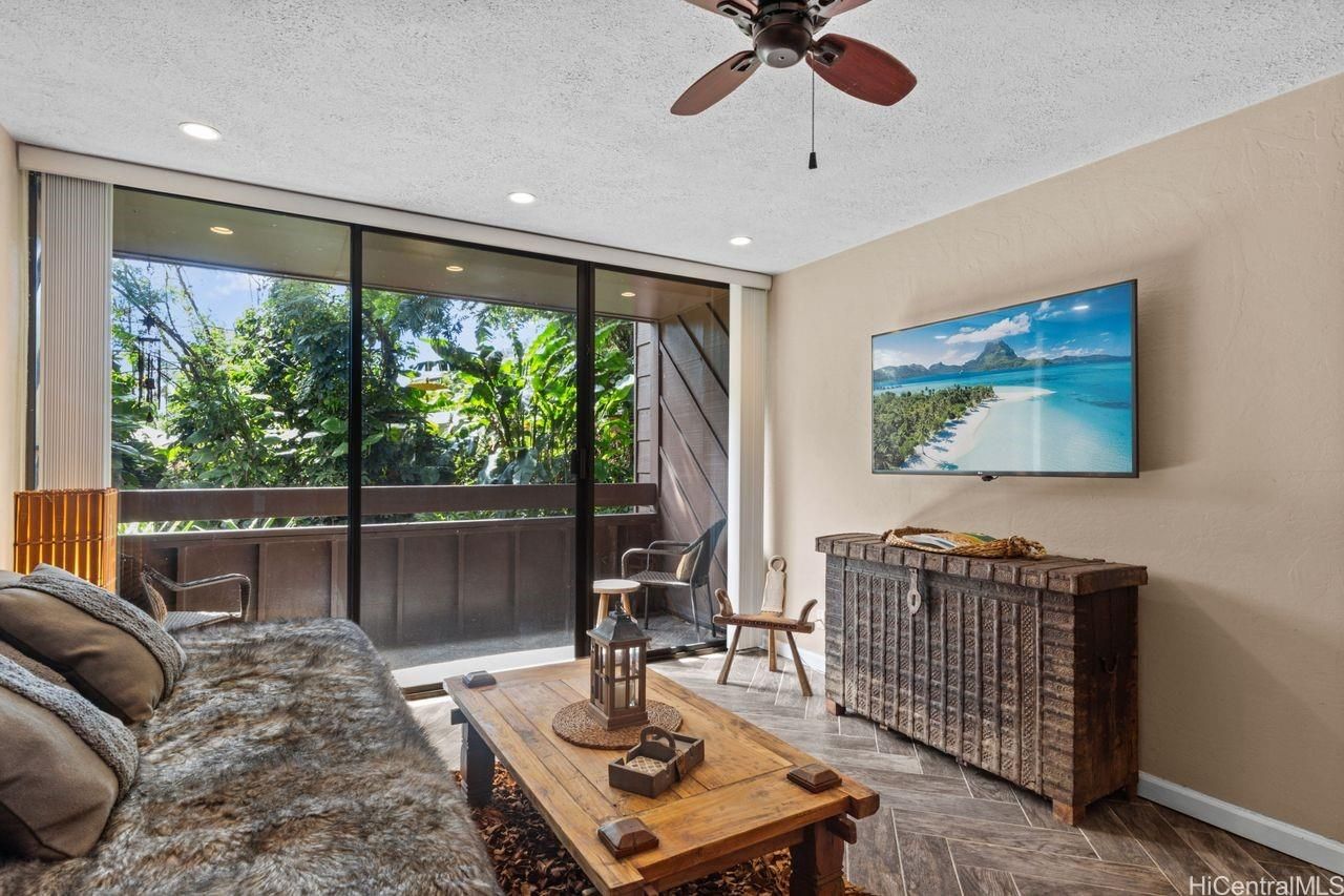 Makaua Village Unit 215 in KAAAWA