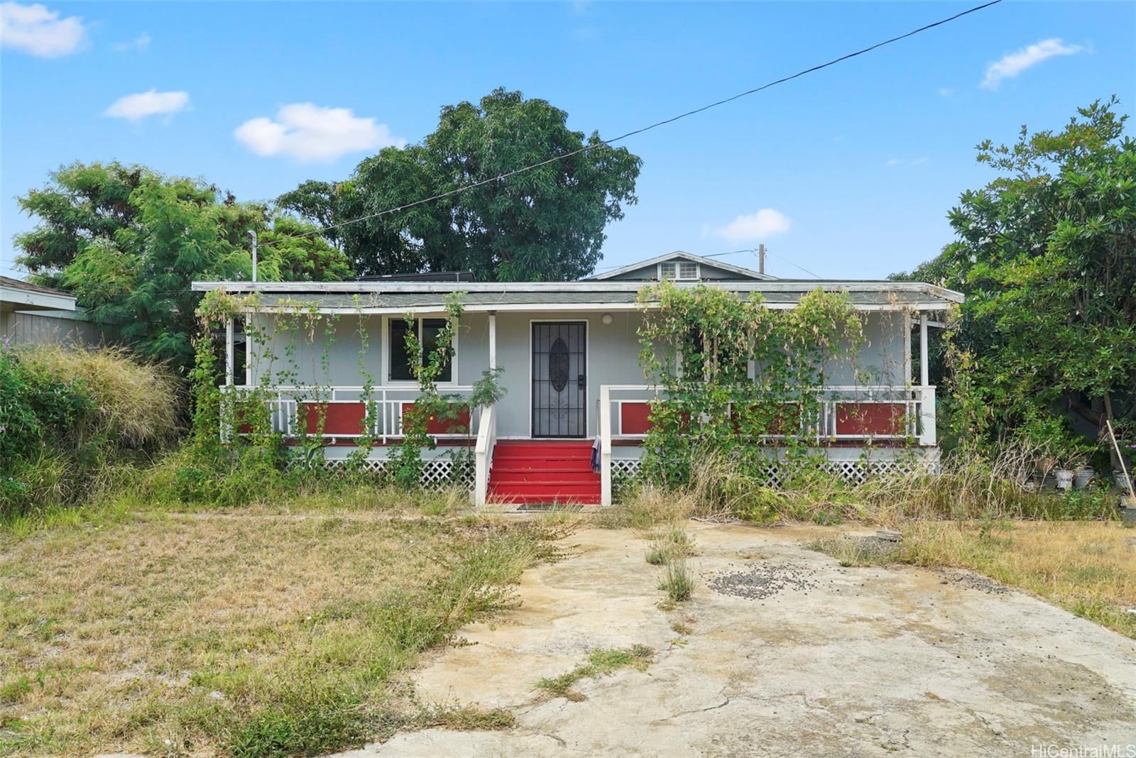 84-921 Lahaina St , Waianae, HI, 96792 in MAKAHA