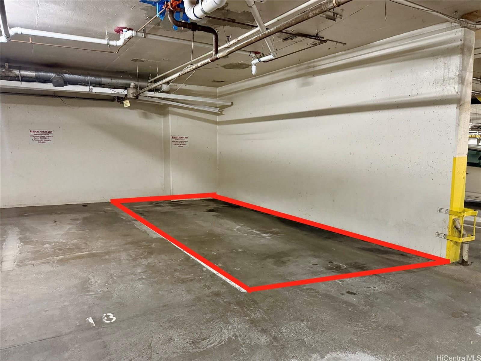 Canterbury Place Unit P-19 in WAIKIKI