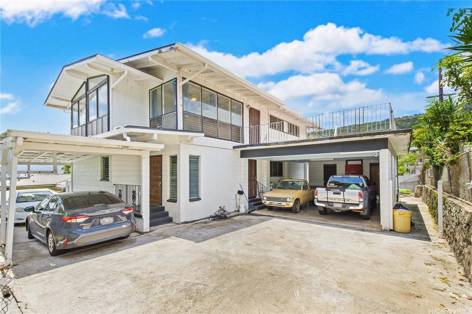 2644 Kamanaiki St , Honolulu, HI, 96819 in KALIHI UKA