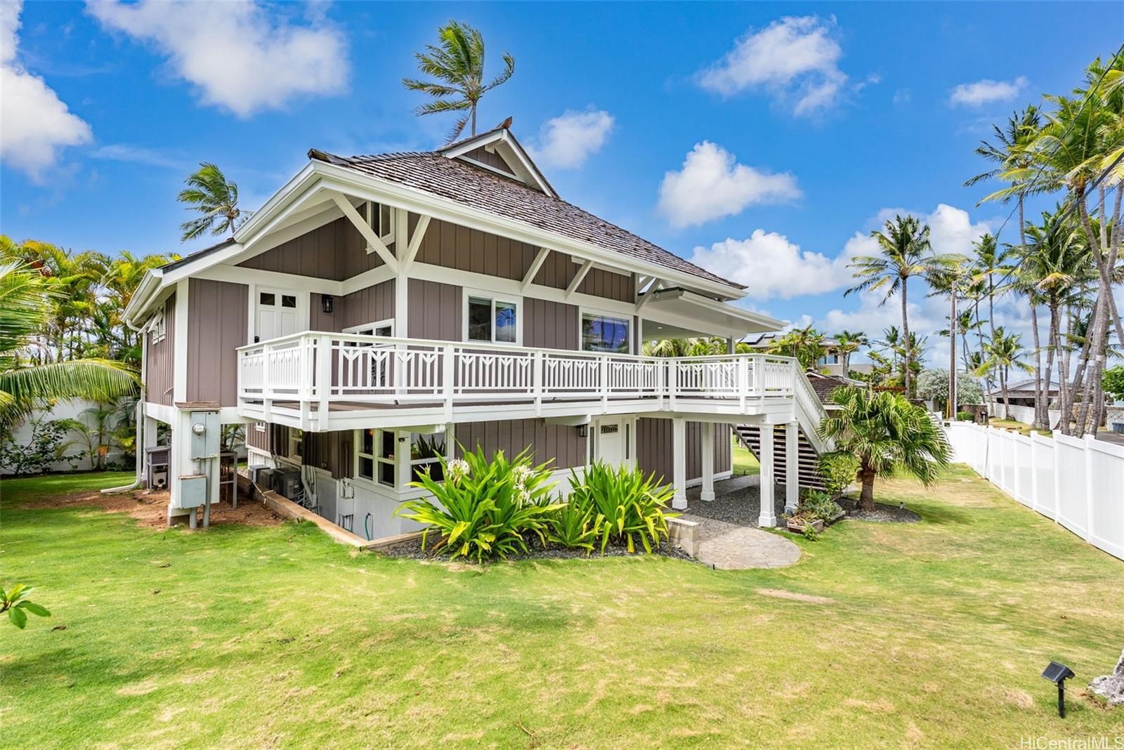 110 N Kalaheo Ave #B, Kailua, HI, 96734 in BEACHSIDE