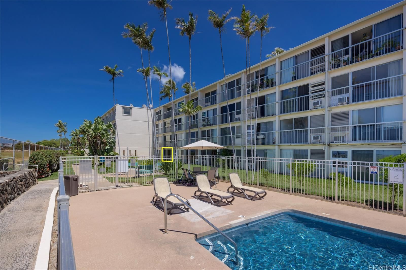 Makaha Surfside Unit A117 in WAIANAE
