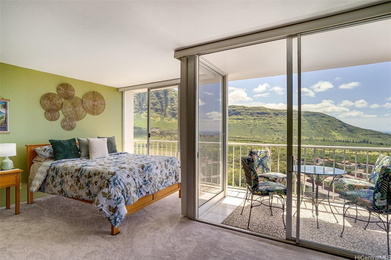 Makaha Valley Towers Unit E1517 in MAKAHA