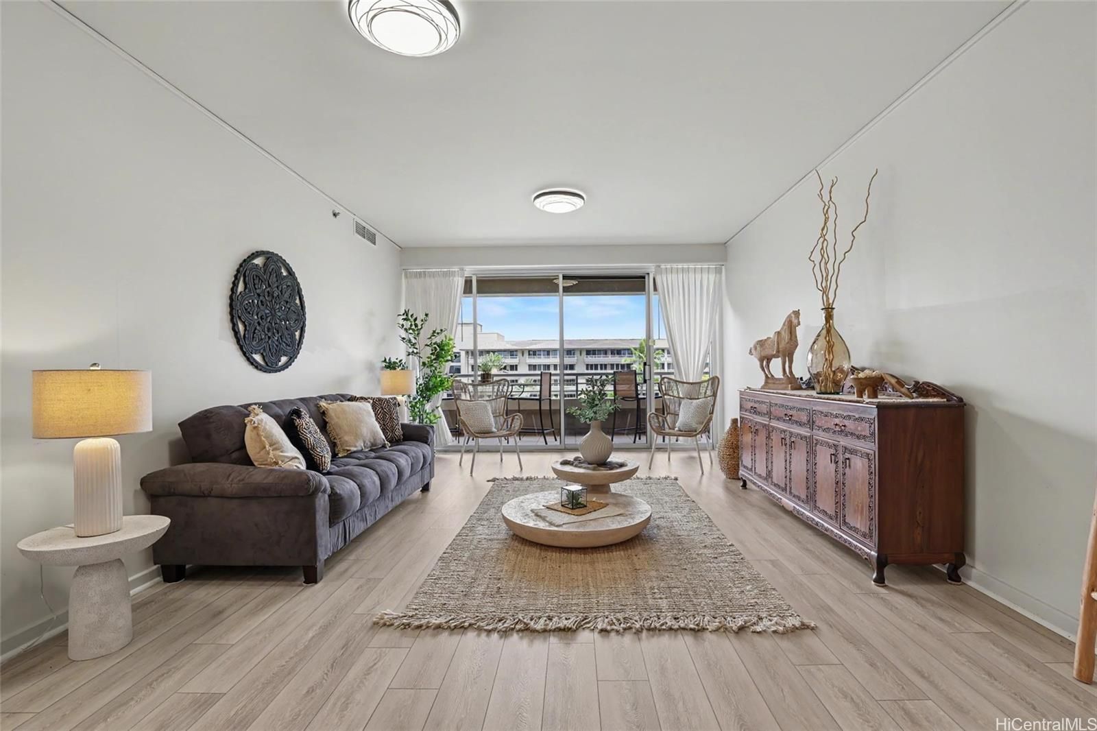 Kalele Kai Unit 1512 in WEST MARINA
