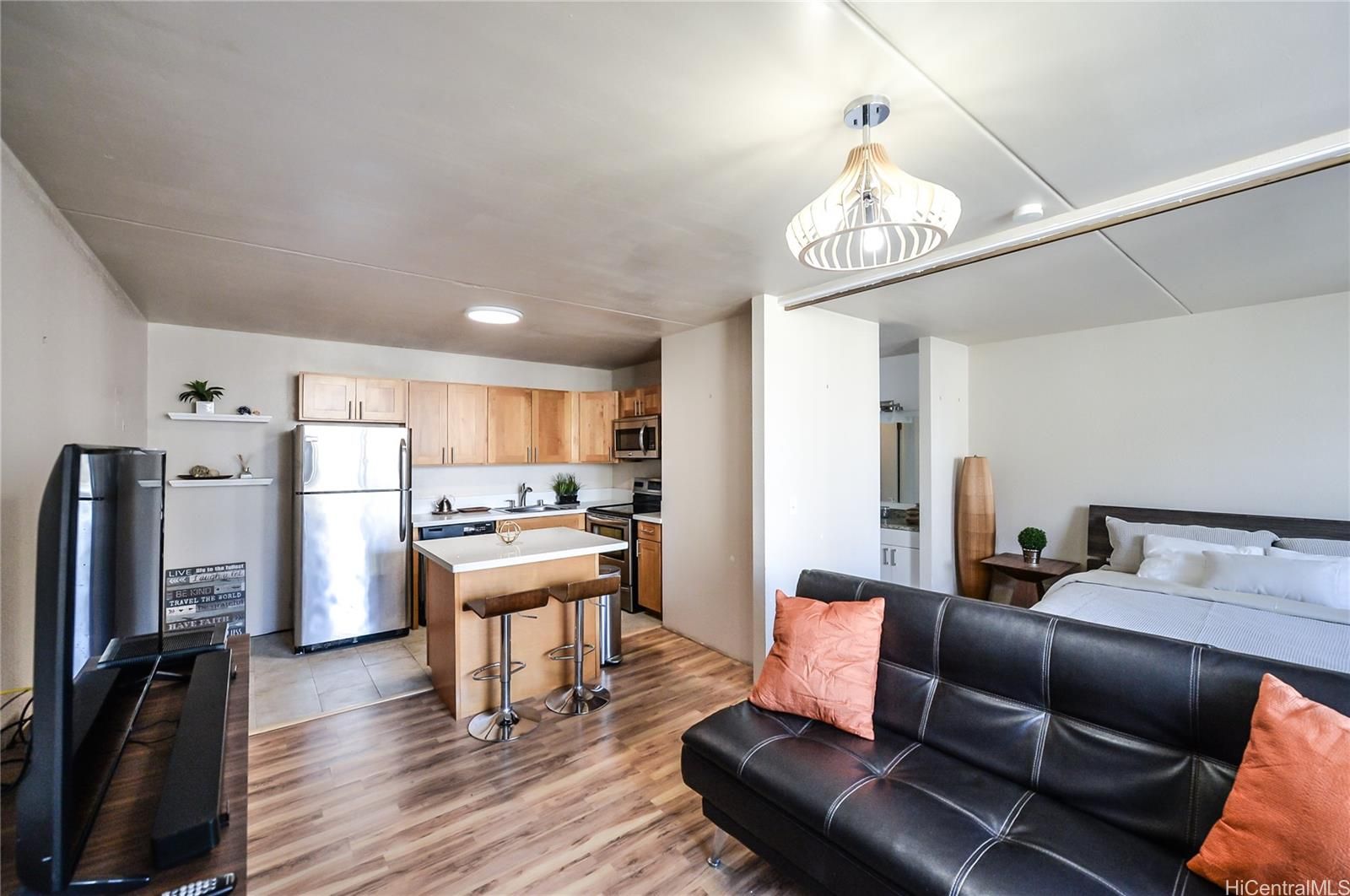 Royal Kuhio Unit 1014 in WAIKIKI
