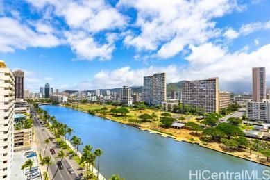 Hale Moani Unit PH4 in WAIKIKI