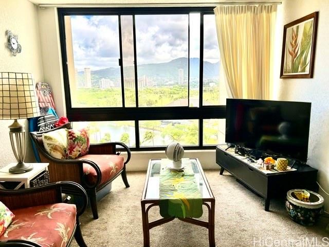 Liliuokalani Gardens Unit II 1516 in WAIKIKI