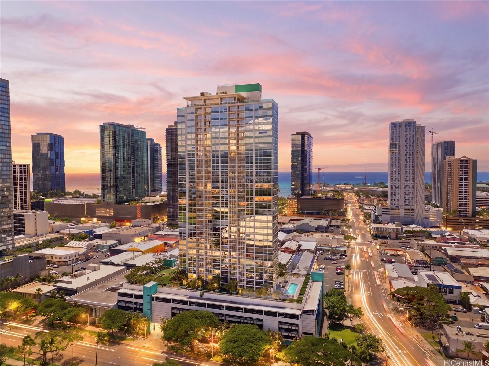 909 Kapiolani Unit 3206 in KAKAAKO