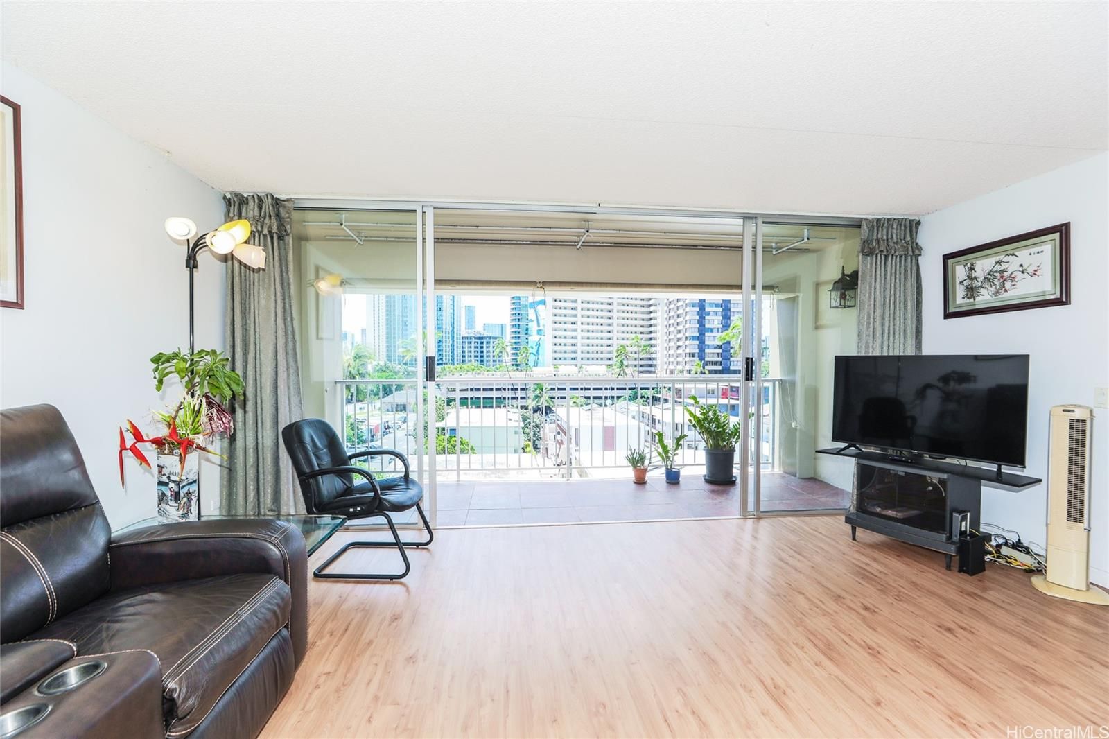 Keoni Ana Unit 114 in WAIKIKI