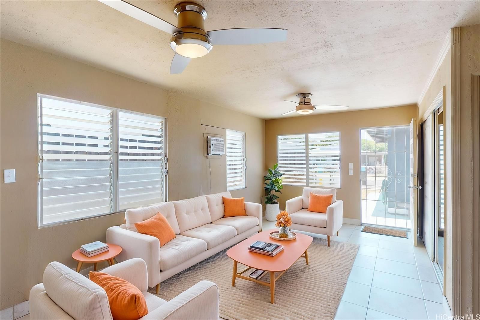 84-655 Kepue St , Waianae, HI, 96792 in MAKAHA