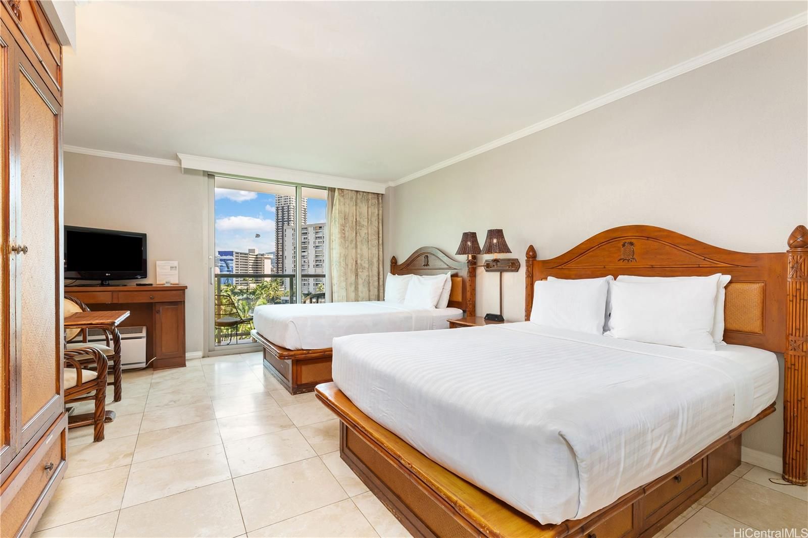 Luana Waikiki Unit 604 in WAIKIKI