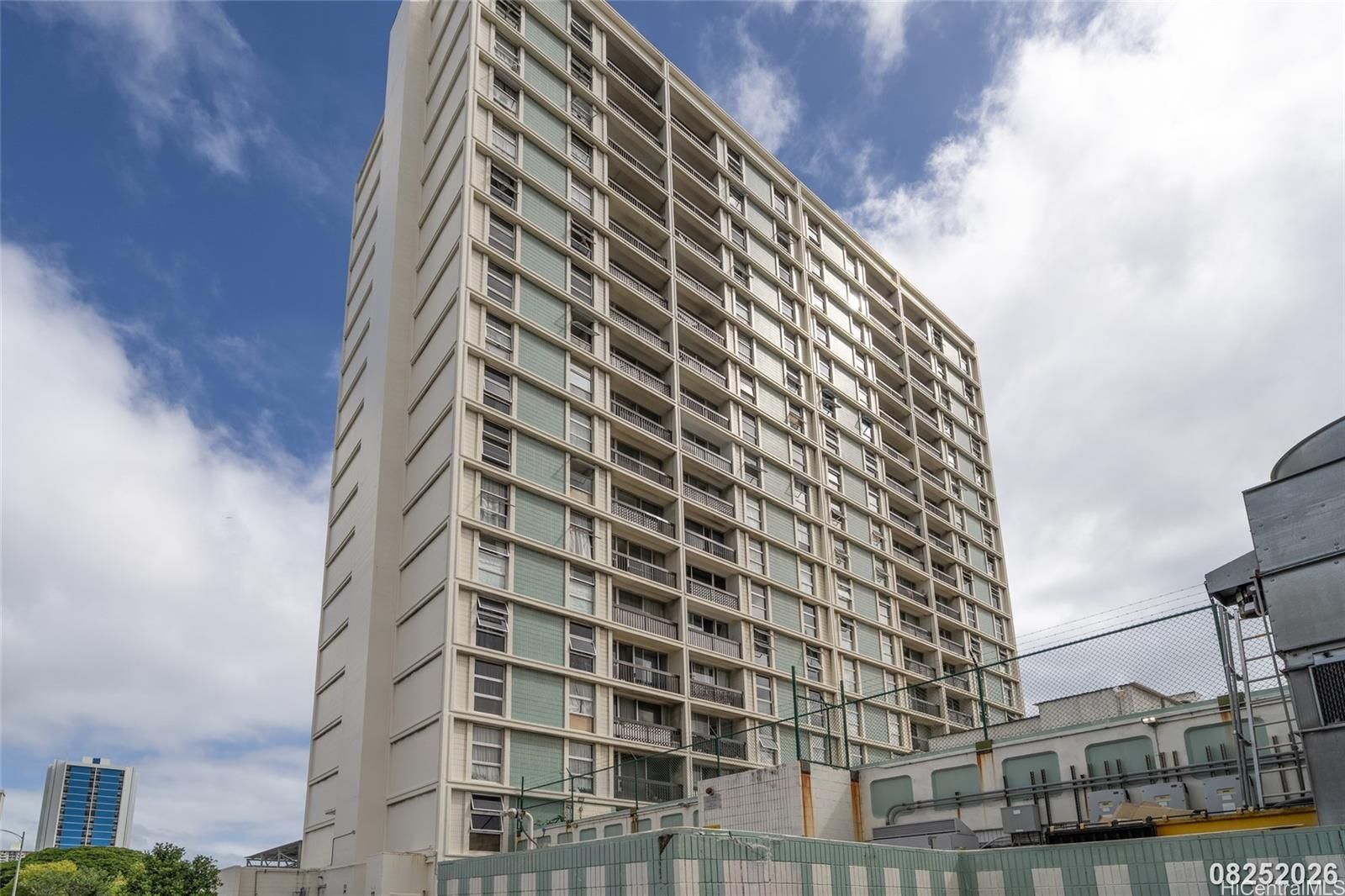 1425 Liliha St #12G, Honolulu, HI, 96817 in LILIHA