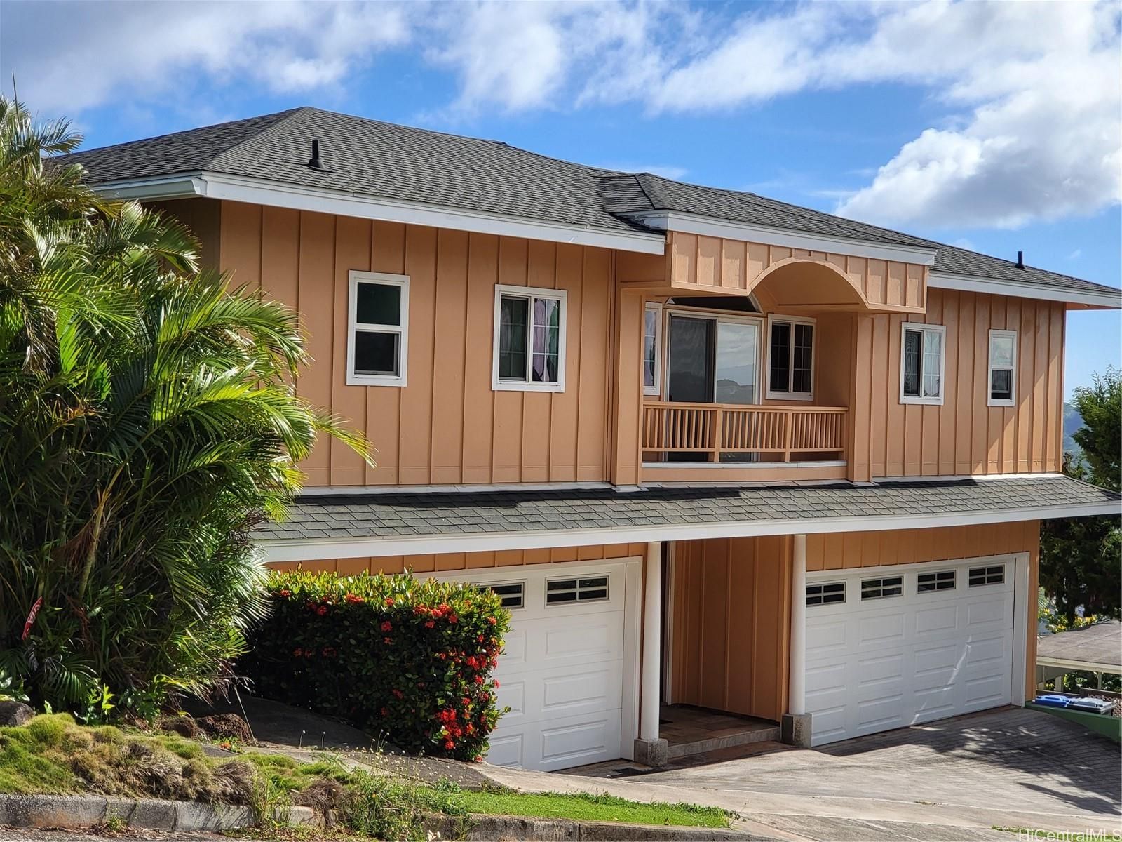 1901 Halekoa Dr , Honolulu, HI, 96821 in WAIALAE NUI RDGE