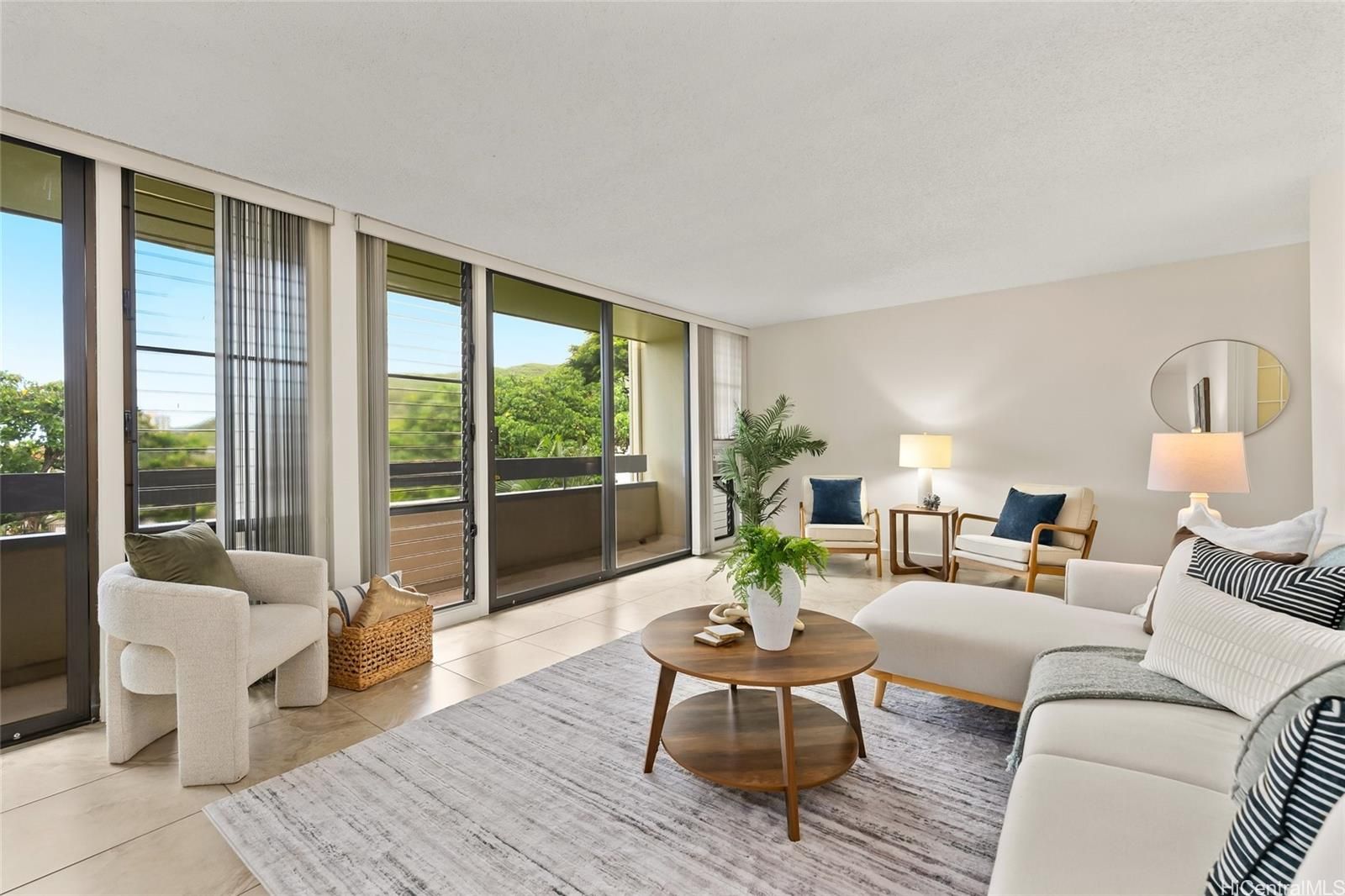 Plaza Hawaii Kai Unit 20 in HAHAIONE-LOWER