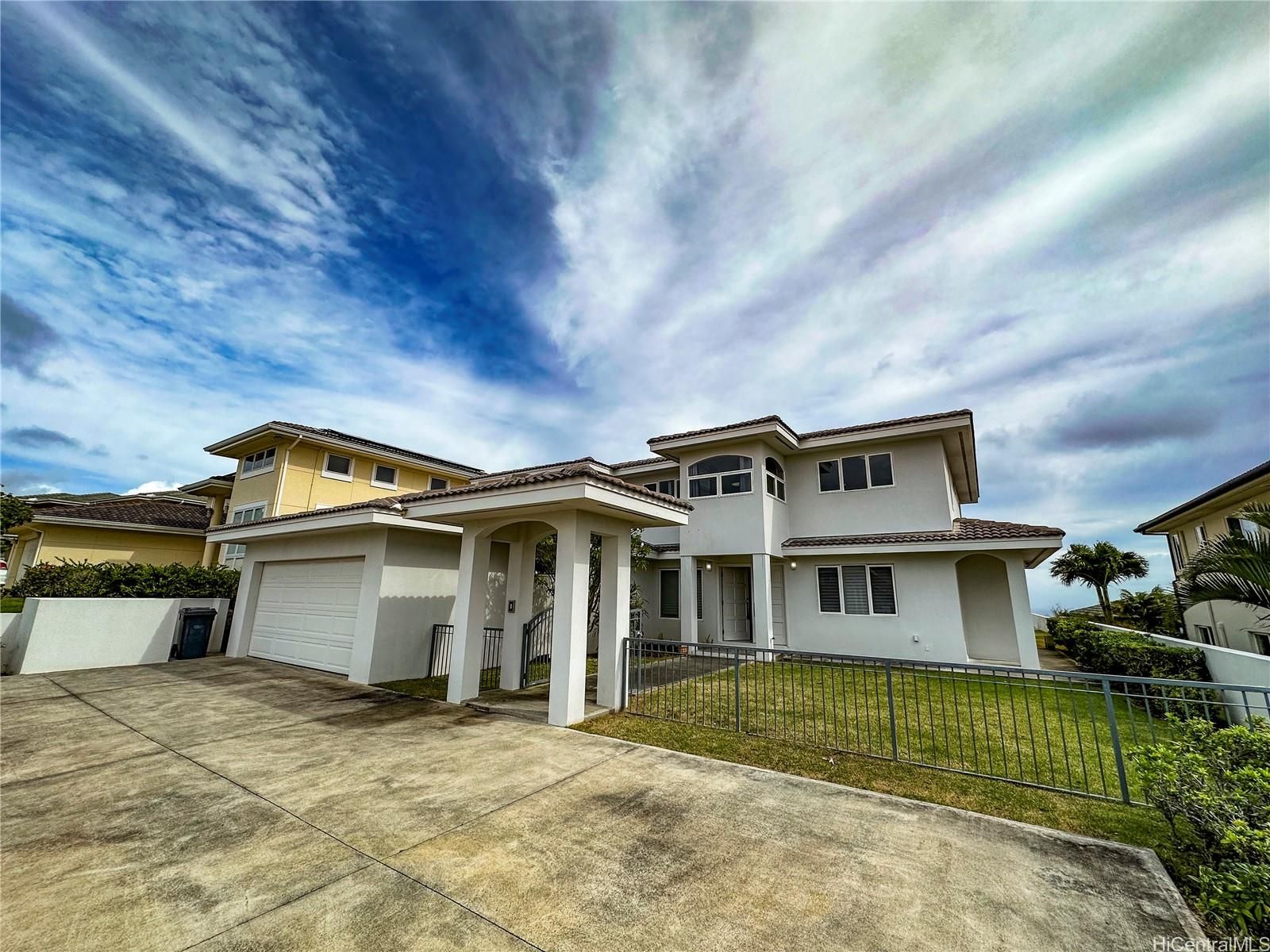 1071 Hoa St , Honolulu, HI, 96825 in NAPALI HAWEO