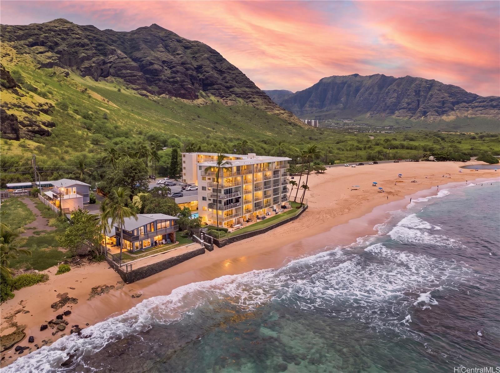 Makaha Shores Unit 408 in MAKAHA