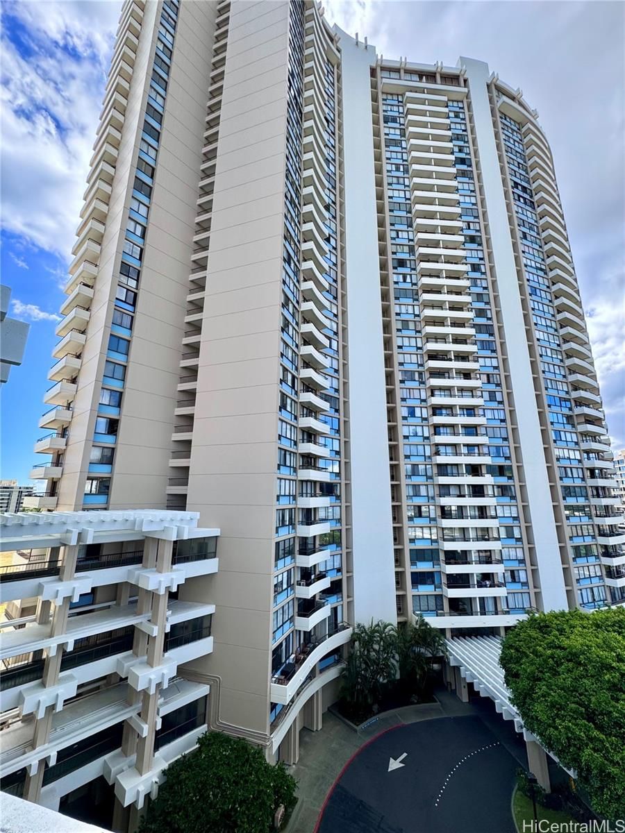 Marco Polo Apartments Unit 2601 in KAPIOLANI