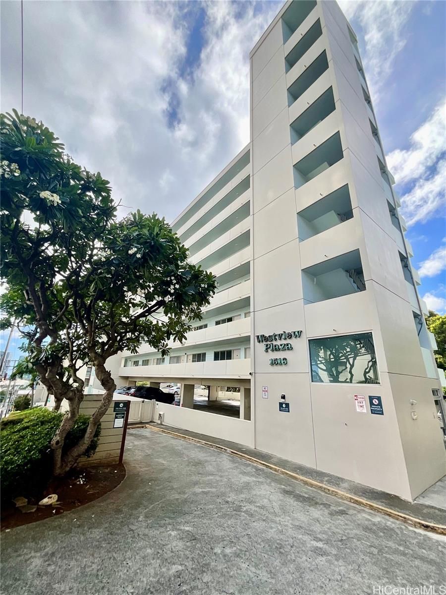 1516 Ward Ave #701, Honolulu, HI, 96822 in PUNCHBOWL-LOWER