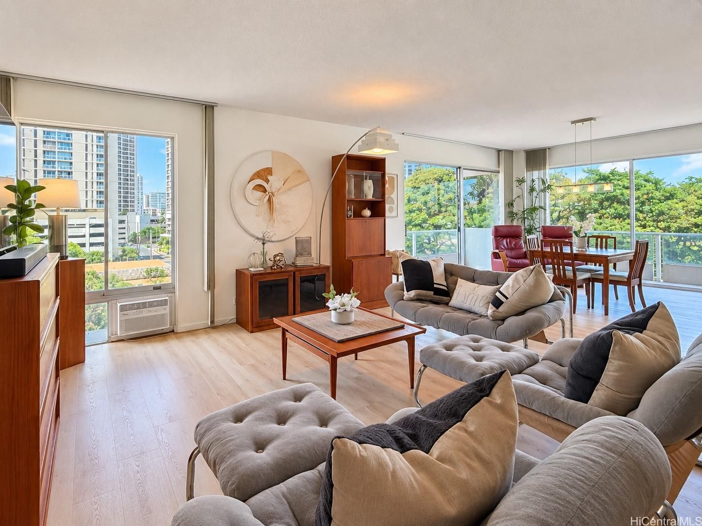 Parkview Unit 4C in WAIKIKI