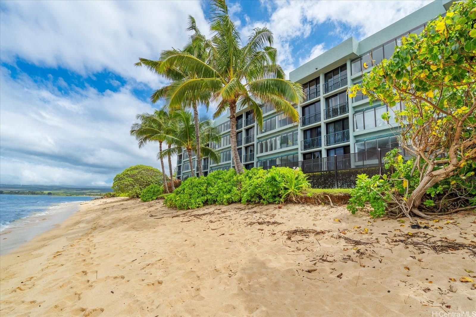 Sunset Shores Unit 301 in WAIALUA