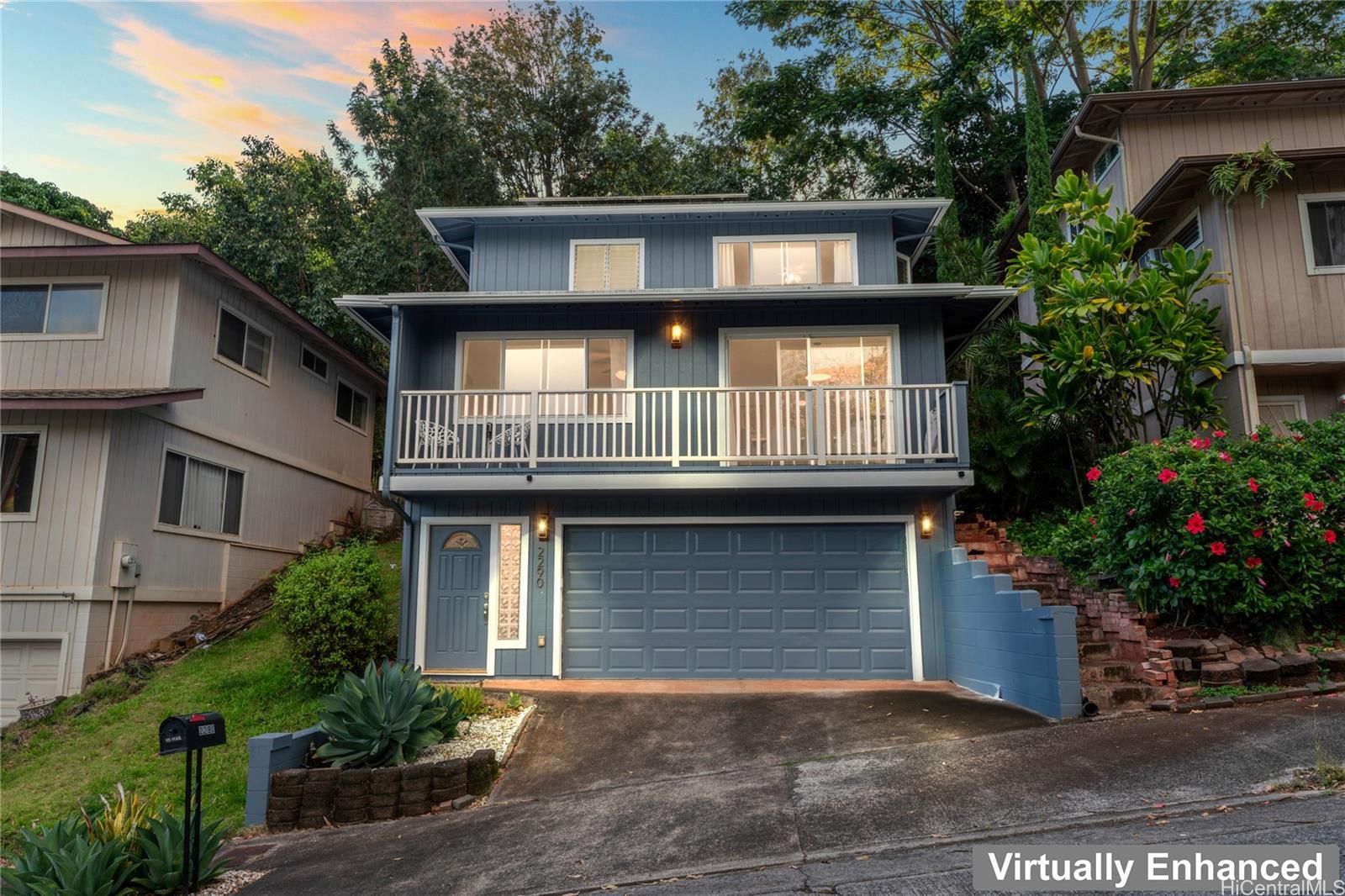 2290 Akepa St , Pearl City, HI, 96782 in PACIFIC PALISADES