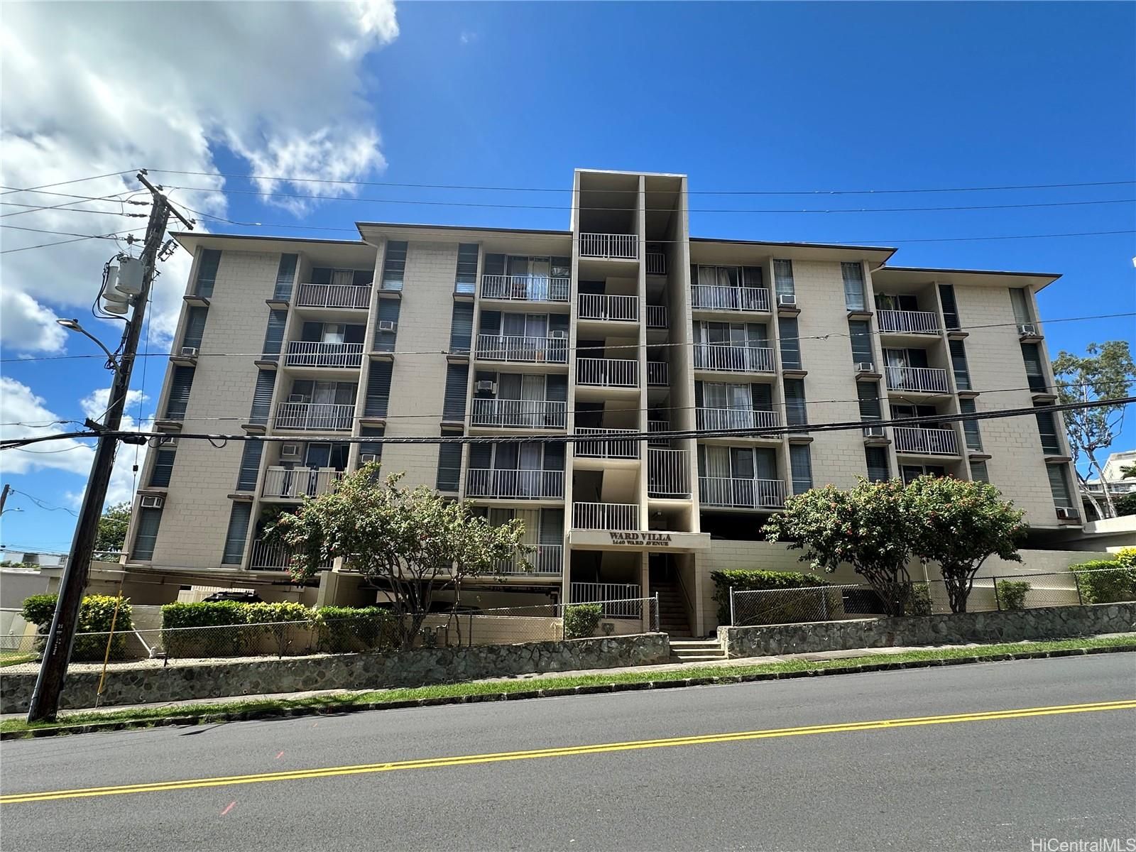 Ward Villa Unit 301 in PUNCHBOWL-LOWER