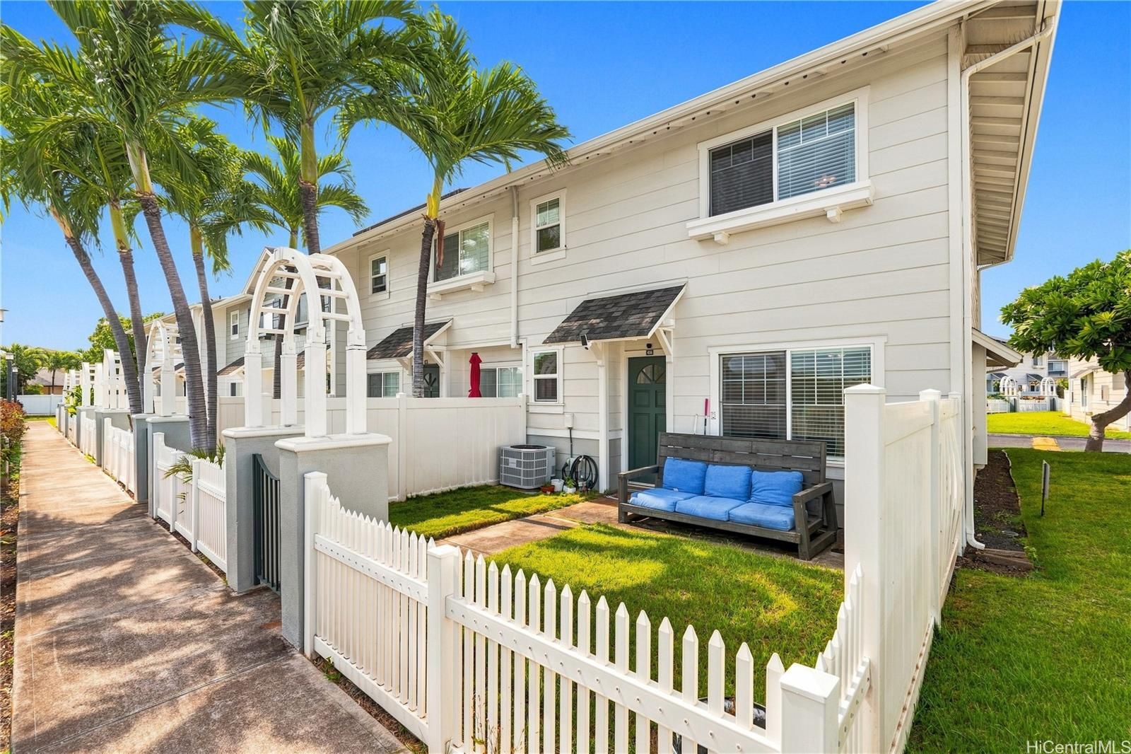 Mariners Place Townhomes 3 Unit 4U6 in OCEAN POINTE