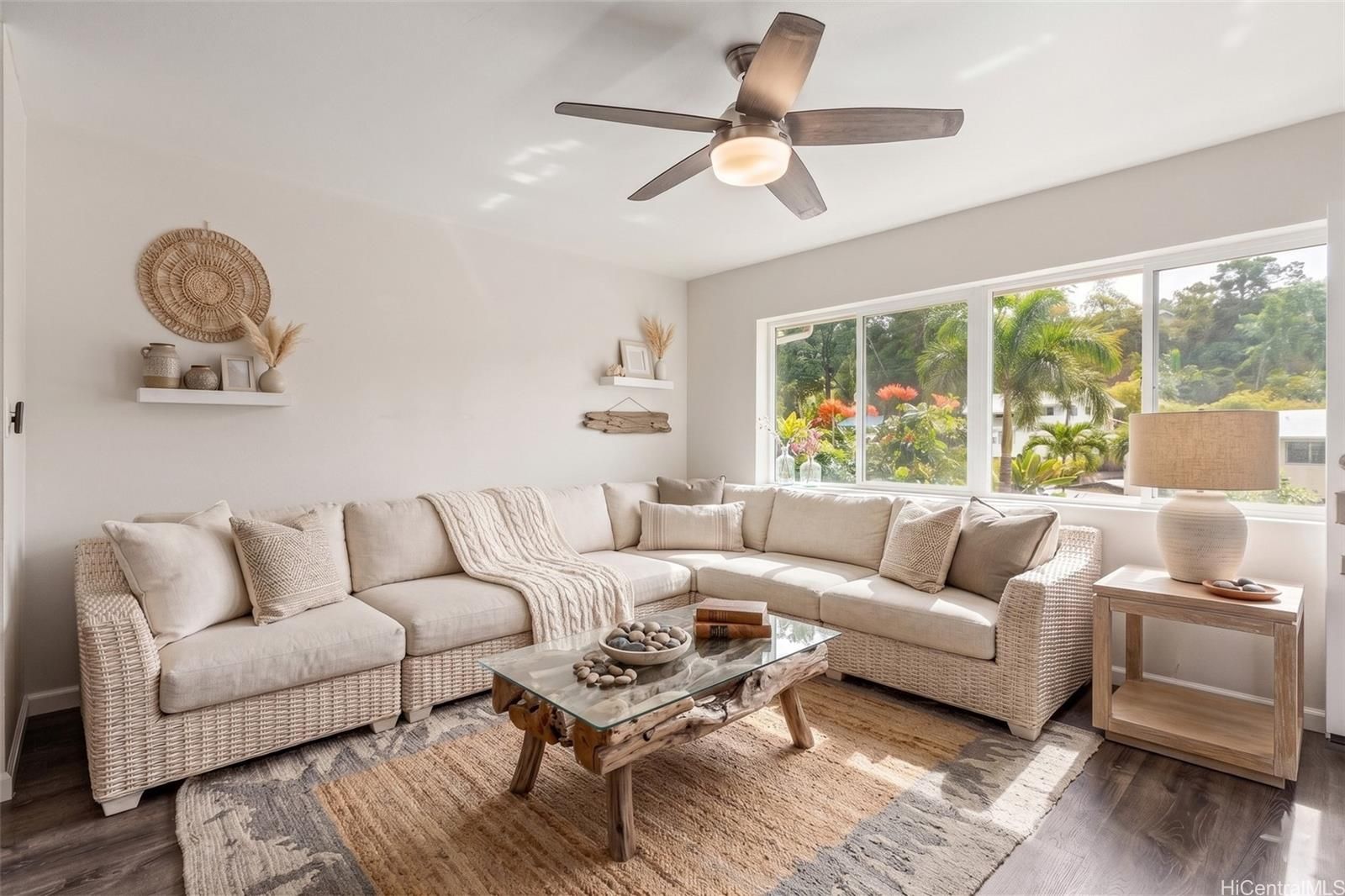 Sixty Parkside Unit E301 in WAIPIO ACRES/WAIKALANI WOODLANDS