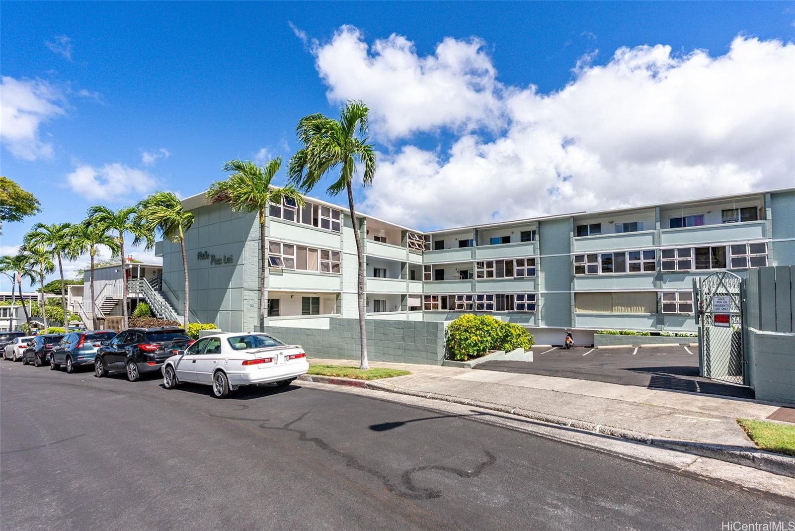 Hale Pua Lei Unit 301 in DIAMOND HEAD