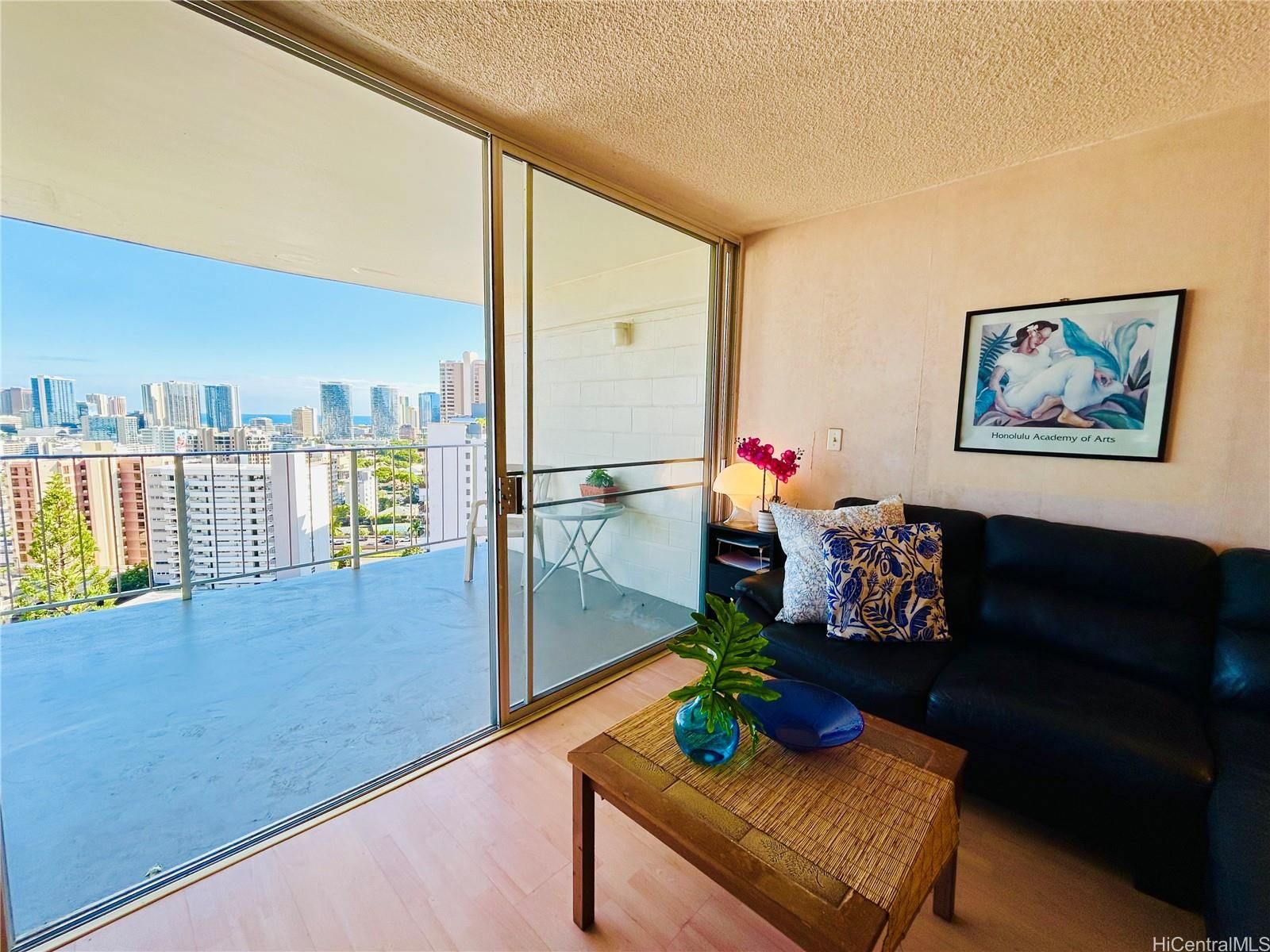 Victoria Plaza Unit 1405 in PUNCHBOWL AREA