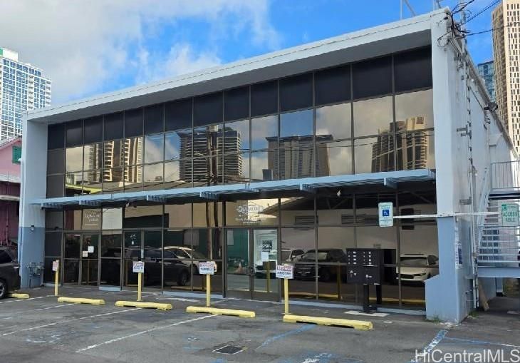 439 Kamani St #200, Honolulu, HI, 96813 in KAKAAKO