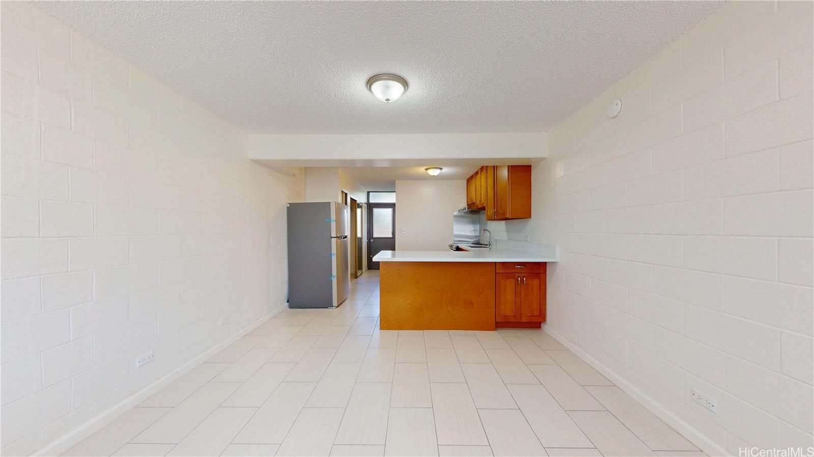 39 Hialoa St #103, Honolulu, HI, 96817 in NUUANU-LOWER