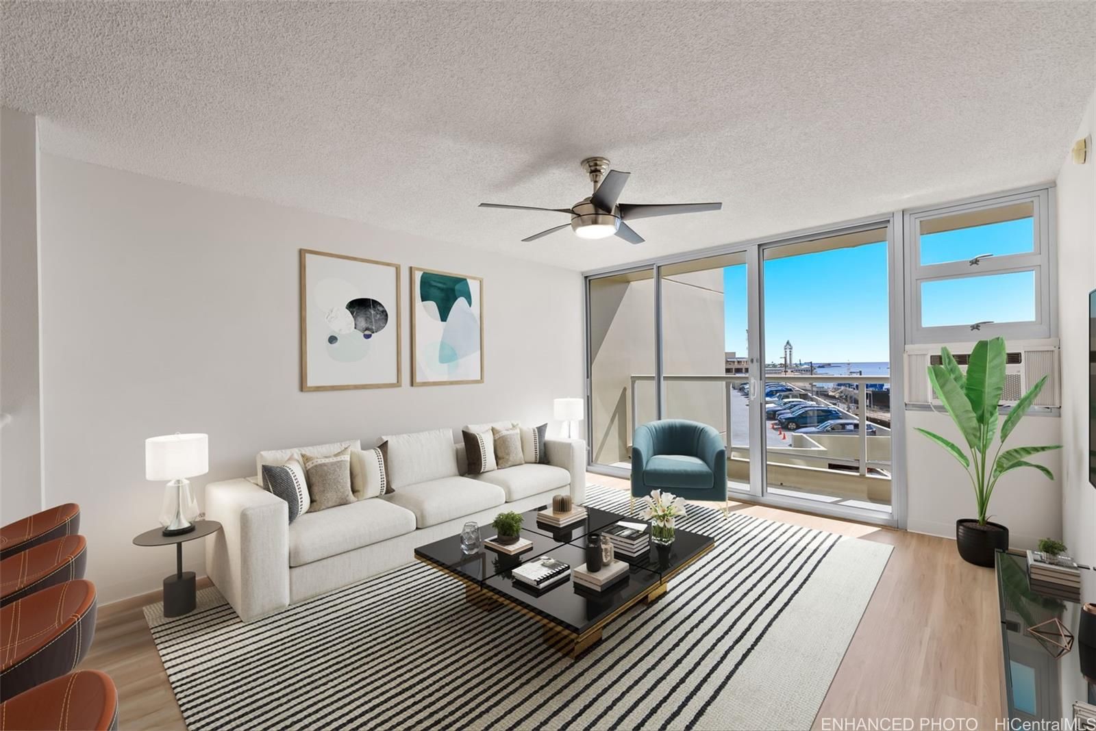 215 North King Unit 805 in DILLINGHAM