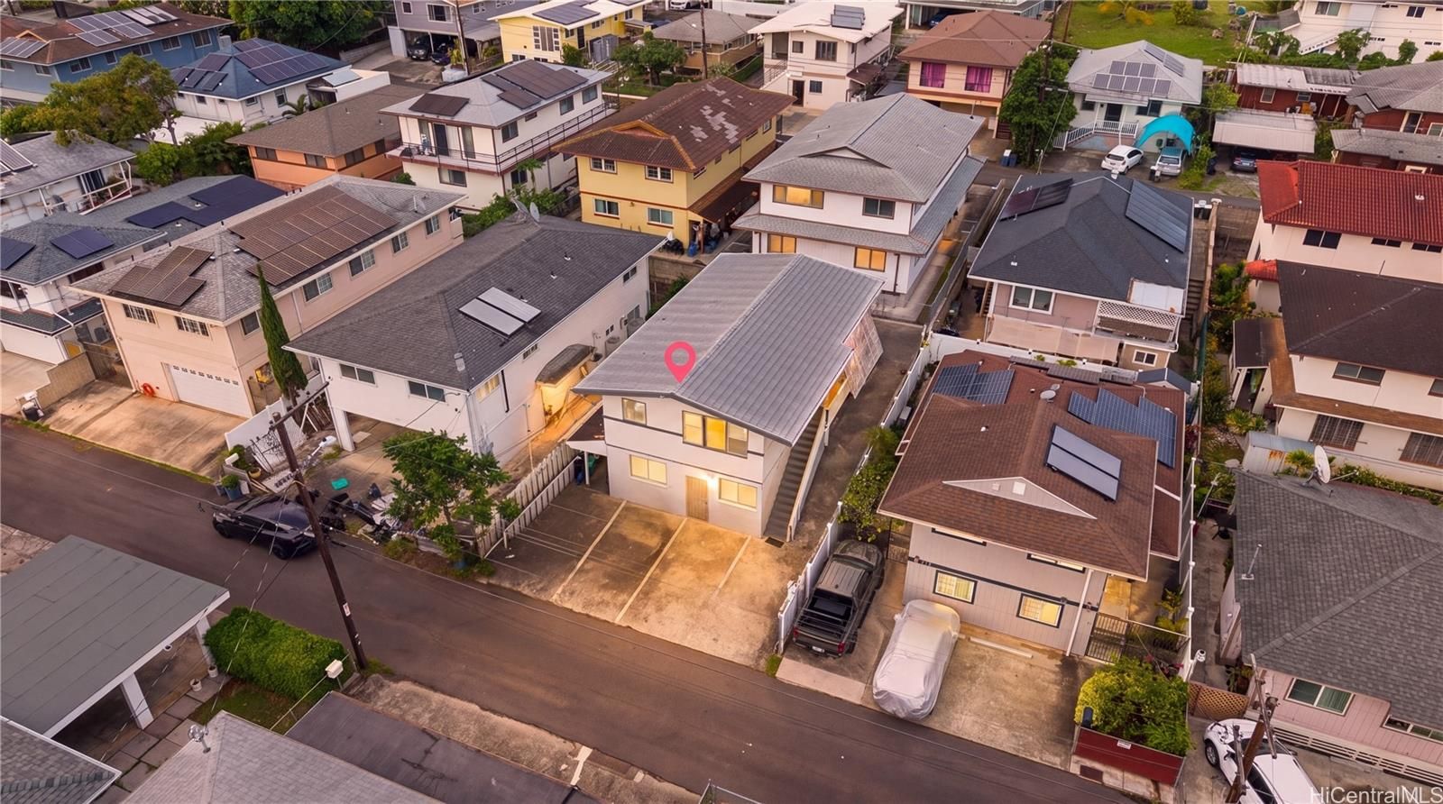 516 Panui St , Honolulu, HI, 96817 in LILIHA