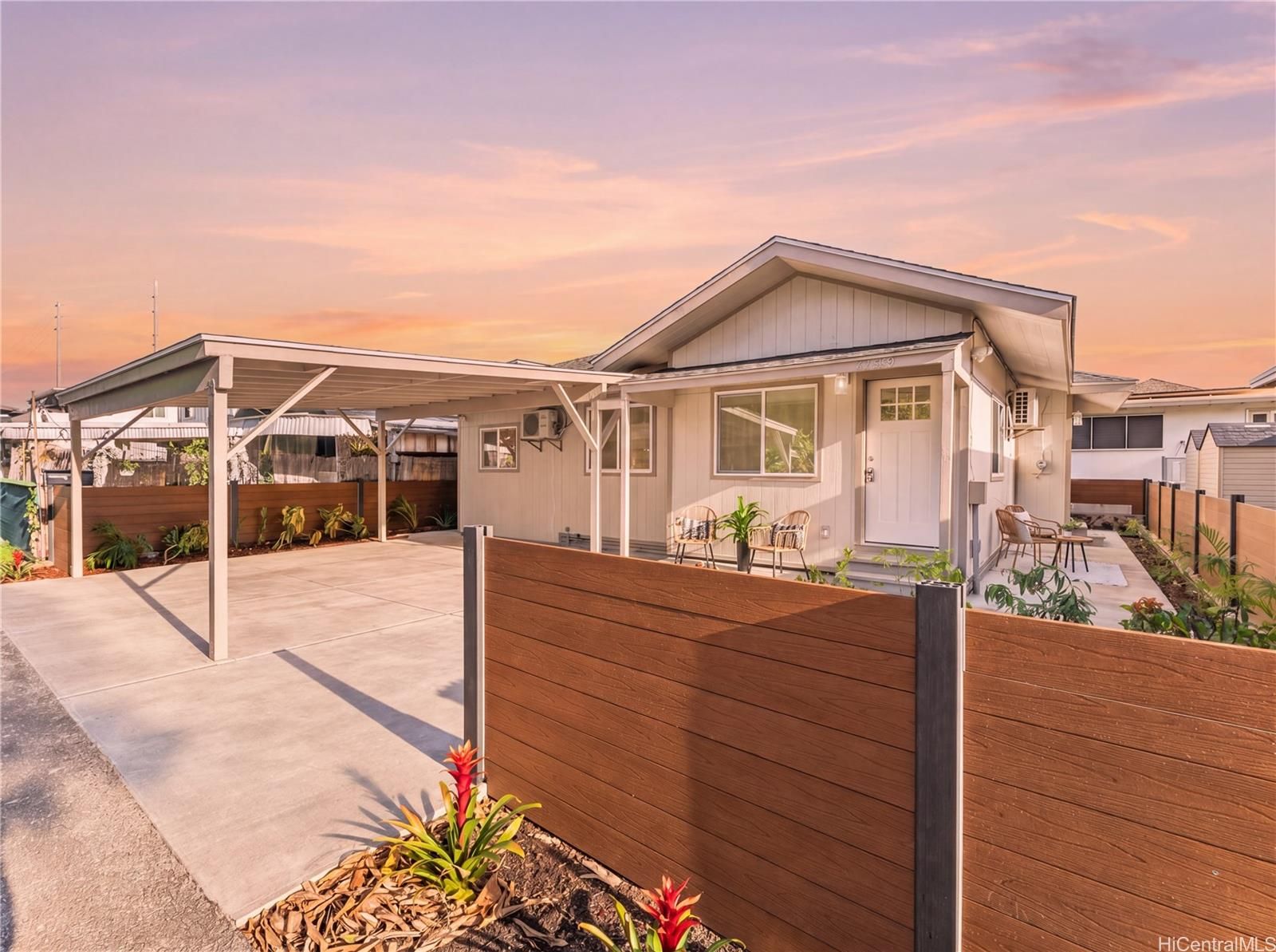3359C Kanaina Ave , Honolulu, HI, 96815 in KAPAHULU