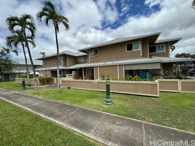 91-1010 B Makaaloa St #4B, Ewa Beach, HI, 96706 in WESTLOCH FAIRWAY